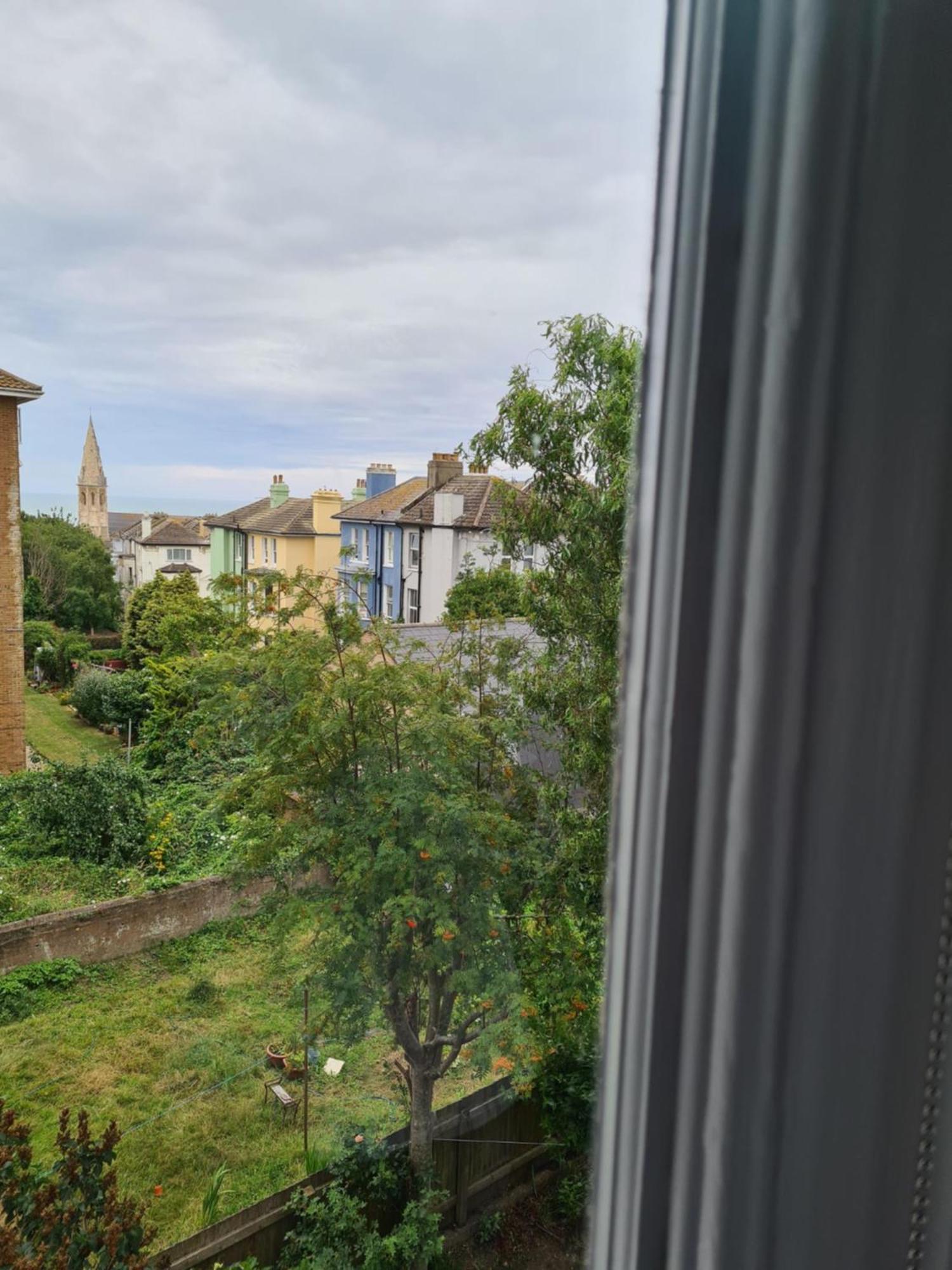 Gorgeous Sea View Apartment 5 Mins To The Beach St Leonards-on-Sea Exterior foto